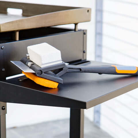 Blackstone - 3-in-1 Griddle Cleaning Tool