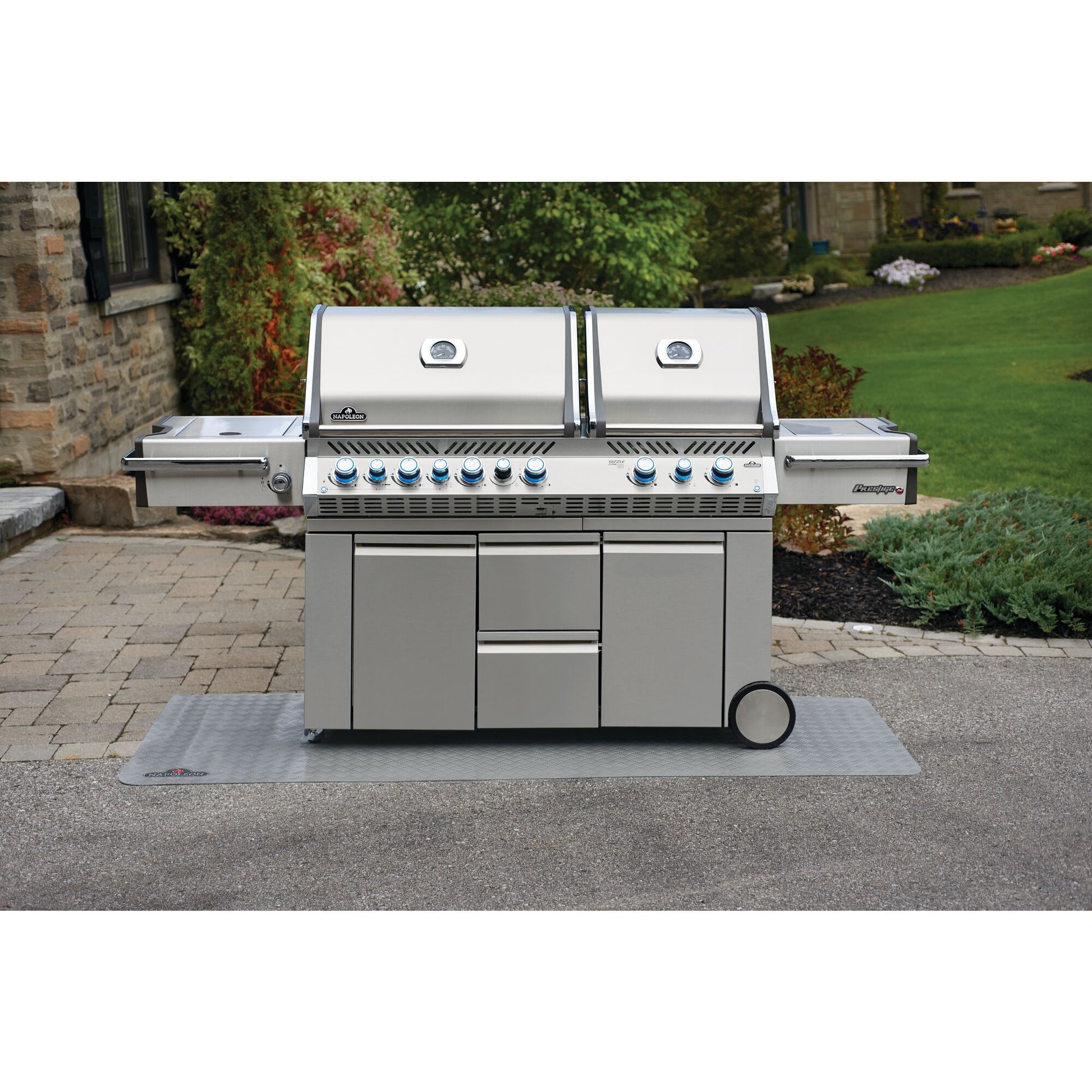 Napoleon Prestige Pro 825 Gas Grill Napoleon BBQ Luxe Barbeque
