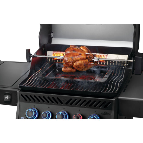 Napoleon Phantom Rogue Pro-S 425 SIB Gas Grill Canada | Luxe Barbeque Company Winnipeg