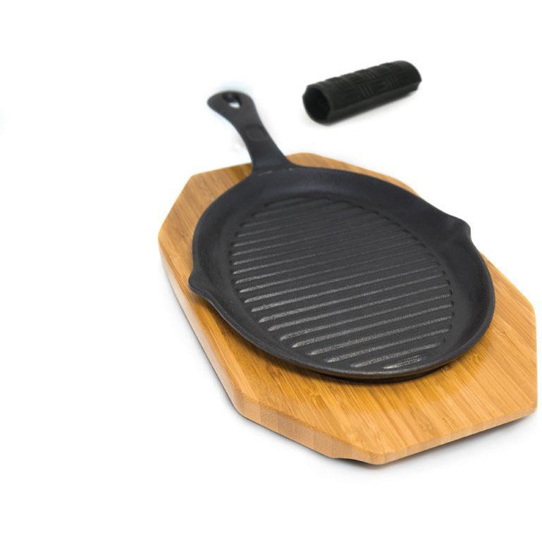 Broil King Cast Fajita Pan Set